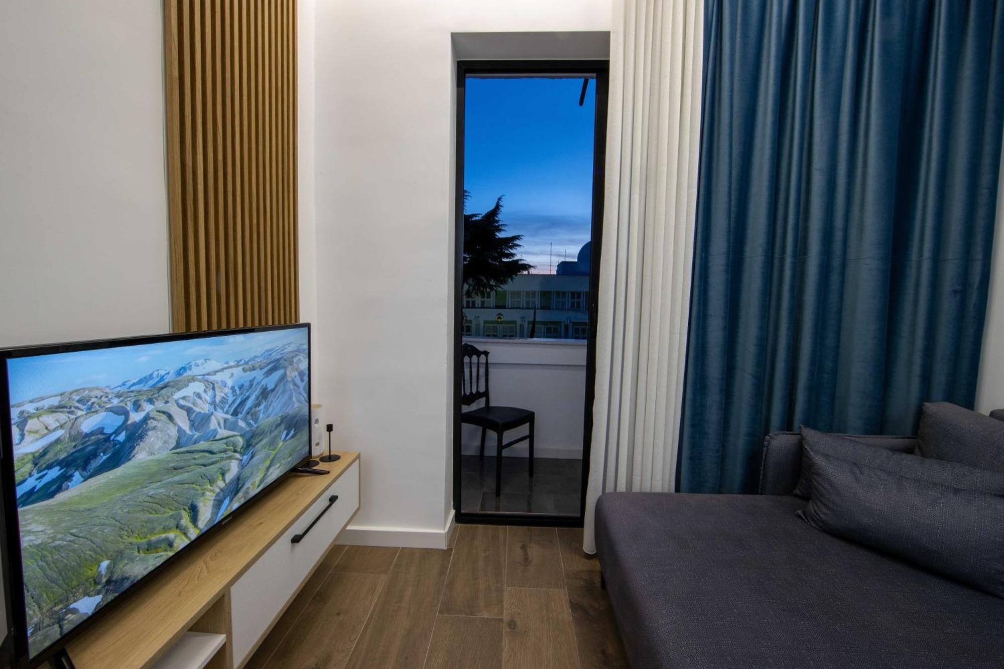Niki'S Apartments Тирана Экстерьер фото